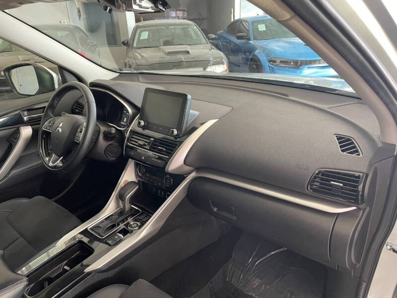 2025 Mitsubishi Eclipse Cross SE