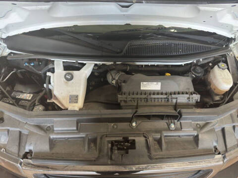 2024 GMC Savana 2500