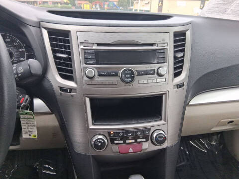 2010 Subaru Outback 2.5i