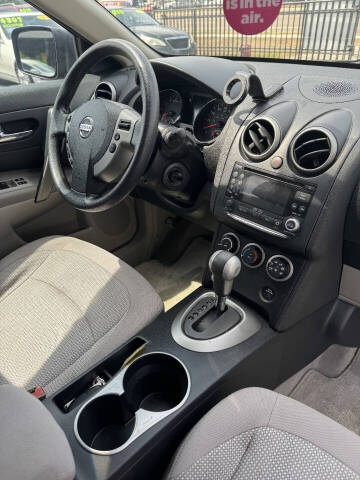 2011 Nissan Rogue SV