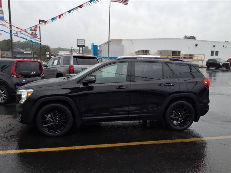 2023 GMC Terrain SLT