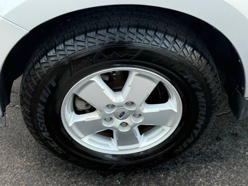 2011 Ford Escape XLT