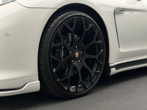 2011 Porsche Panamera S