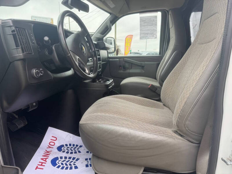 2019 Chevrolet Express 2500