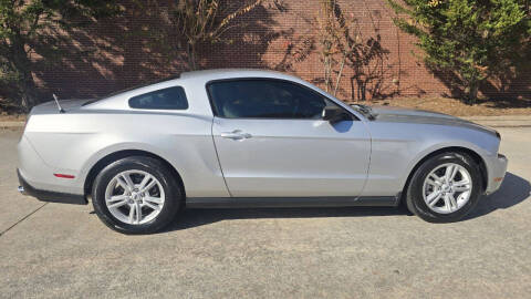 2012 Ford Mustang V6