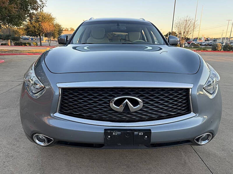 2017 Infiniti QX70