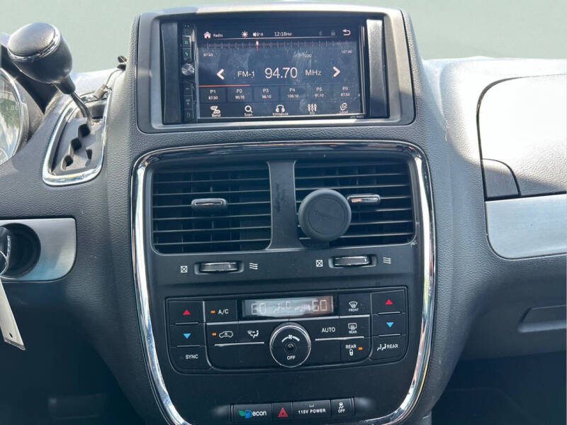 2016 Dodge Grand Caravan R/T