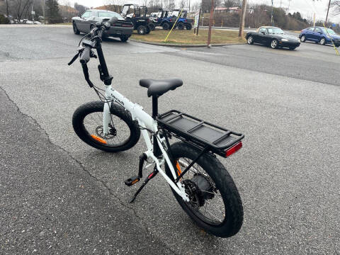 2025 Benelli E-Fold 500