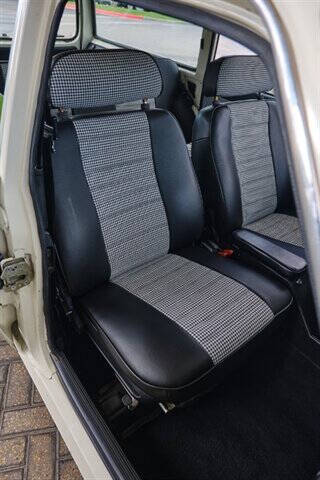 1971 Volvo 145