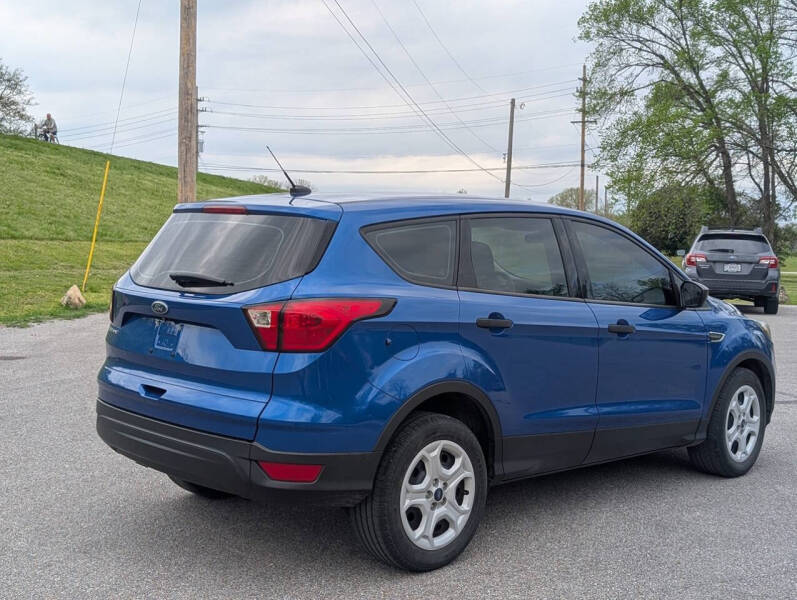 2019 Ford Escape S