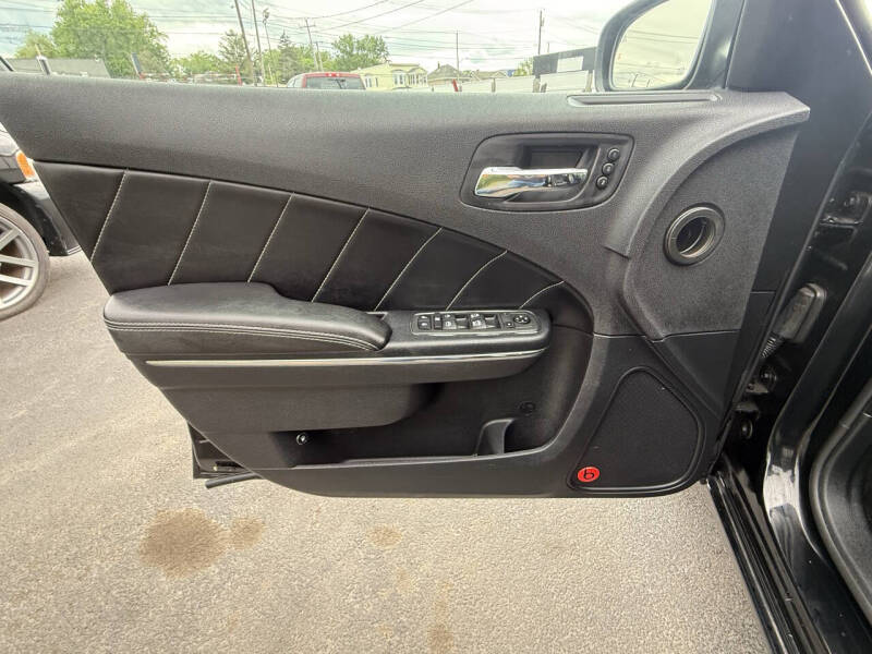 2013 Dodge Charger R/T