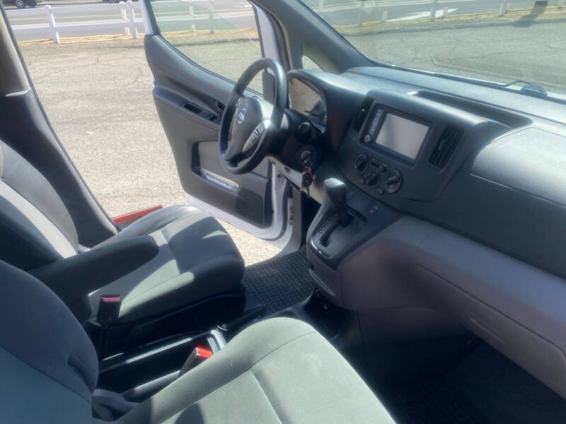 2021 Nissan NV200