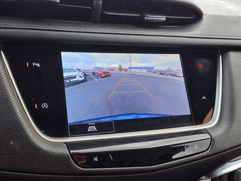 2023 Cadillac XT6 Luxury