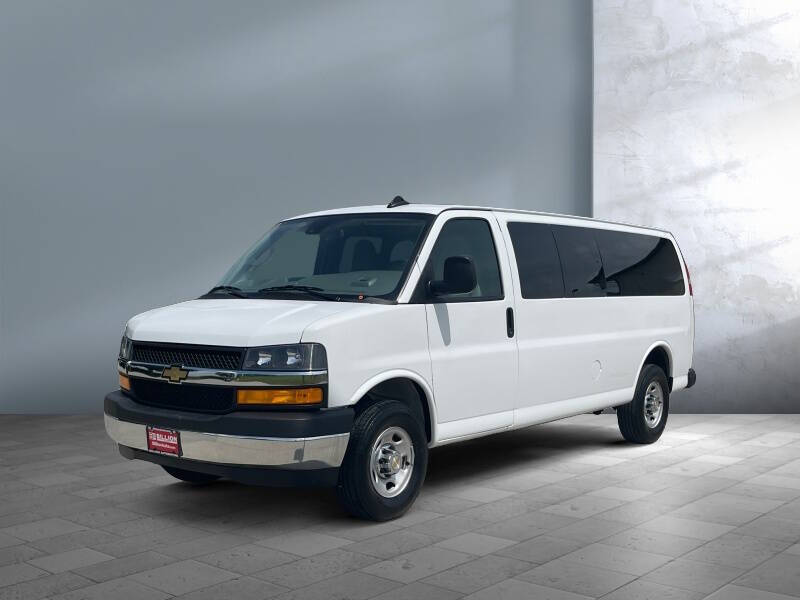 2024 Chevrolet Express LT 3500