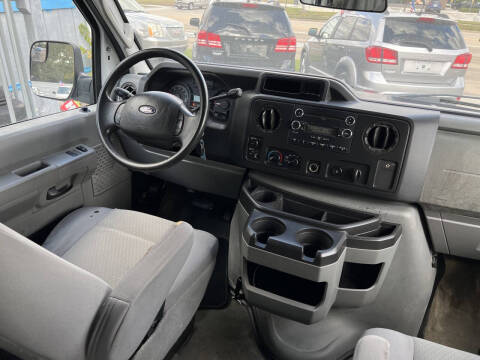 2011 Ford E-Series E-150