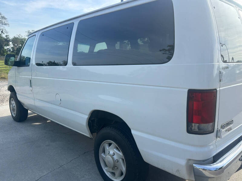 2007 Ford E-Series E-350 SD XLT
