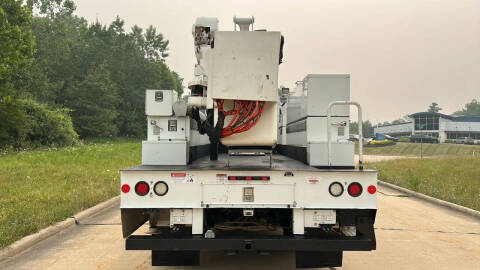 2020 Freightliner M2 106