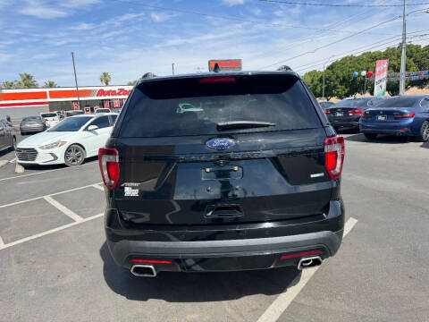 2017 Ford Explorer Sport