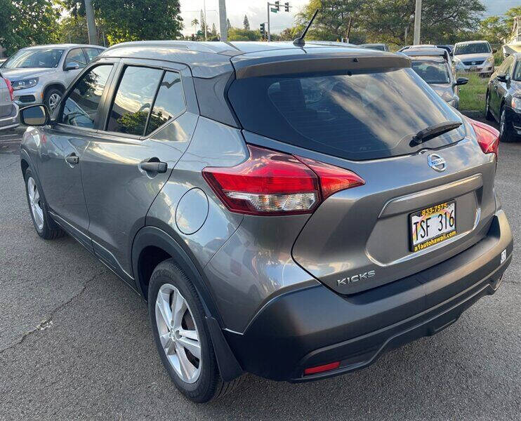 2018 Nissan Kicks S