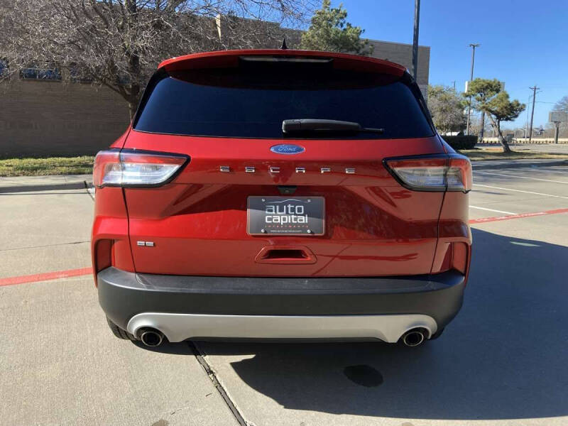 2021 Ford Escape SE