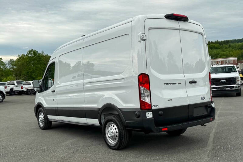 2026 Ford Transit 250