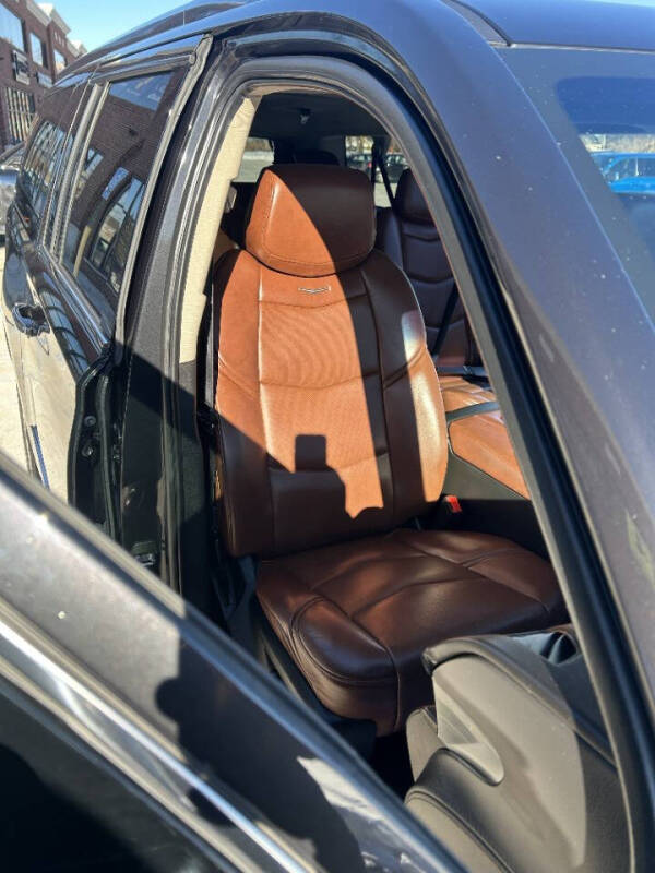 2019 Cadillac Escalade ESV Premium Luxury