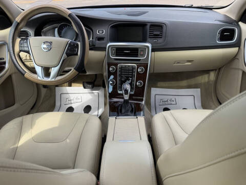 2015 Volvo S60 T5 Drive-E Platinum