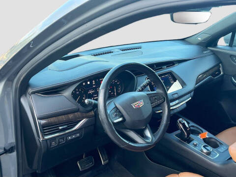 2023 Cadillac XT4 Sport