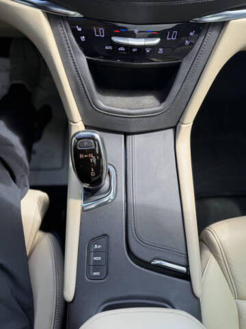 2017 Cadillac XT5 Premium Luxury
