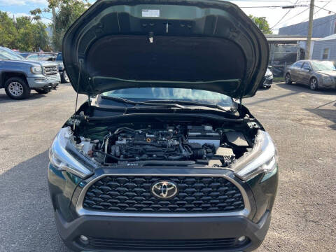 2023 Toyota Corolla Cross XLE