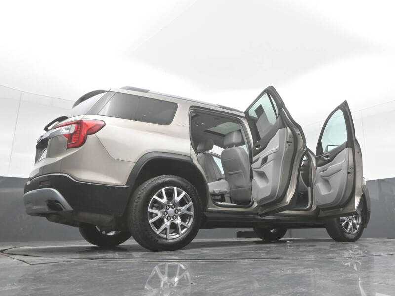 2022 GMC Acadia SLT