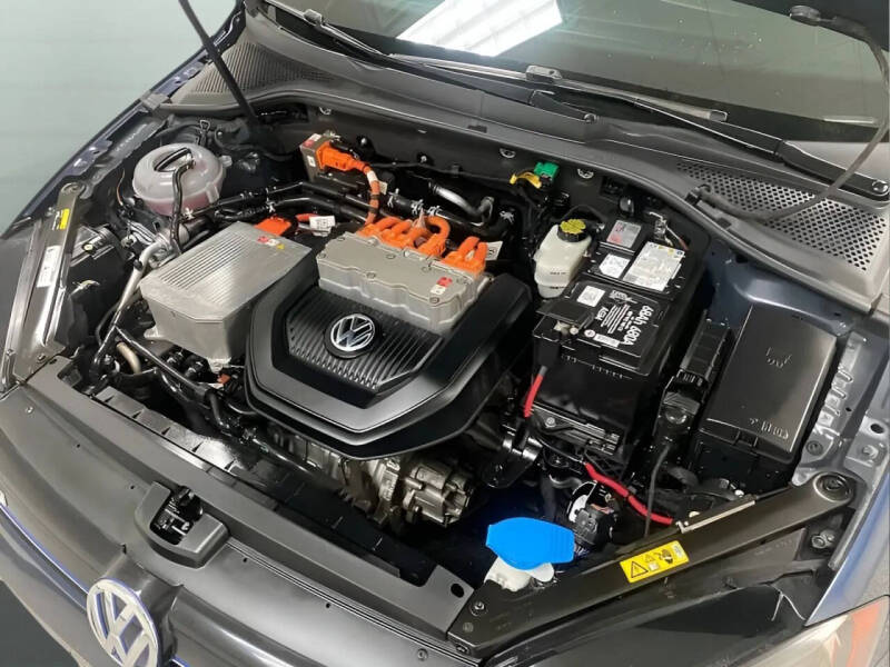 2016 Volkswagen e-Golf SE