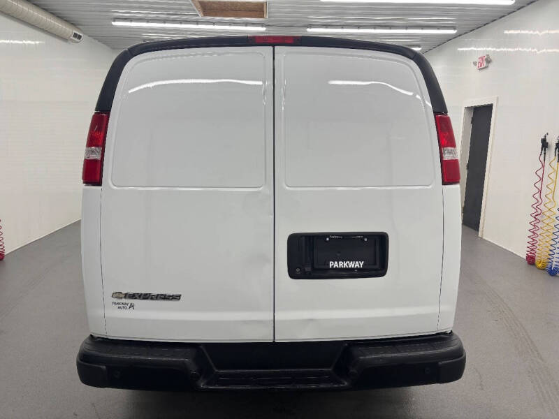 2020 Chevrolet Express 3500