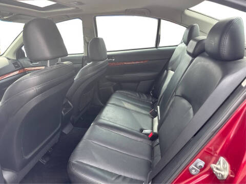 2010 Subaru Legacy 3.6R Limited