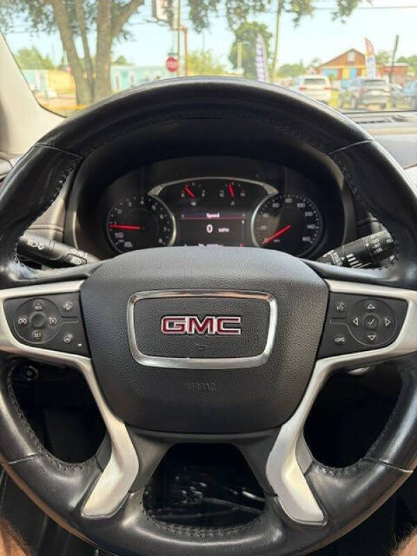 2022 GMC Terrain SLT