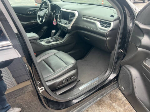 2017 GMC Acadia SLT-1