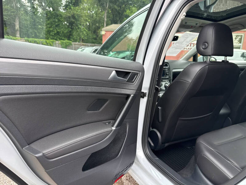 2020 Volkswagen Golf TSI