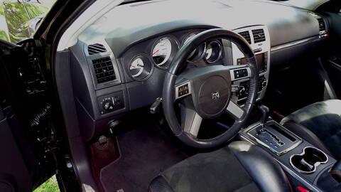 2008 Dodge Charger SRT-8