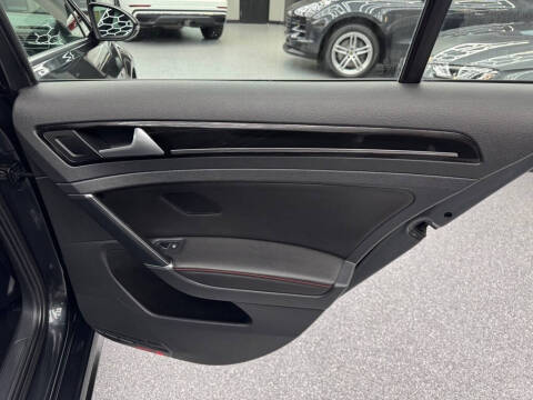 2016 Volkswagen Golf GTI