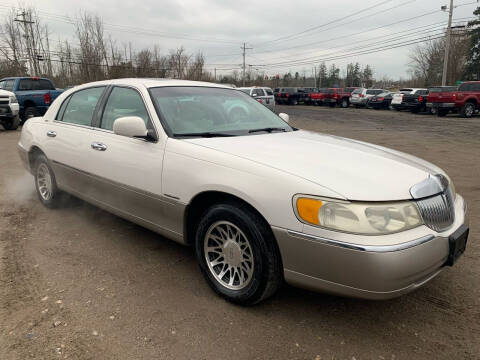 2000 Lincoln Town Car Signature