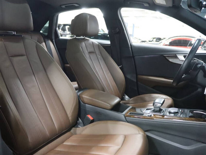 2019 Audi A4 quattro Premium Plus 45 TFSI