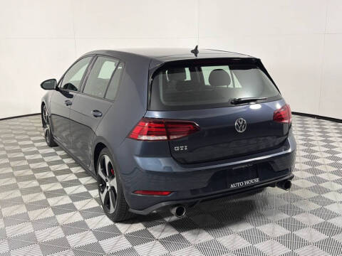 2018 Volkswagen Golf GTI S