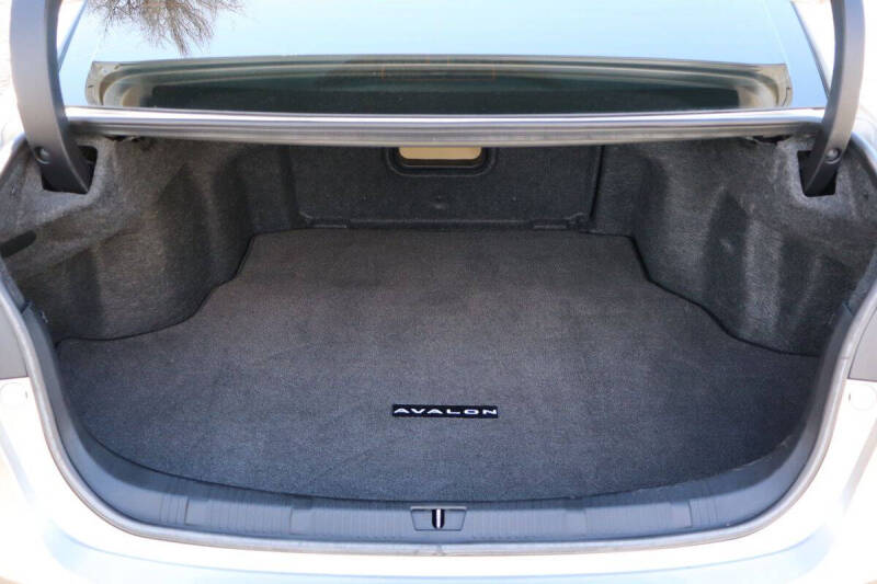 2018 Toyota Avalon XLE Premium