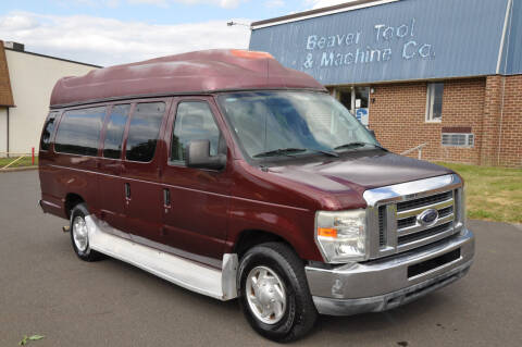 2010 Ford E-Series E-350 SD XLT