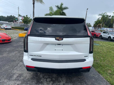 2022 Cadillac Escalade ESV Sport