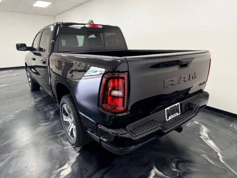2026 RAM 1500 Express