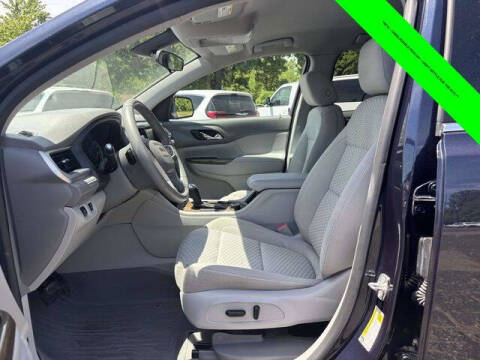 2017 GMC Acadia SLE-2