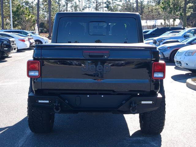 2020 Jeep Gladiator Sport