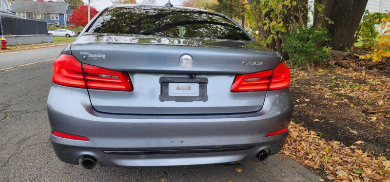 2019 BMW 5 Series 530i