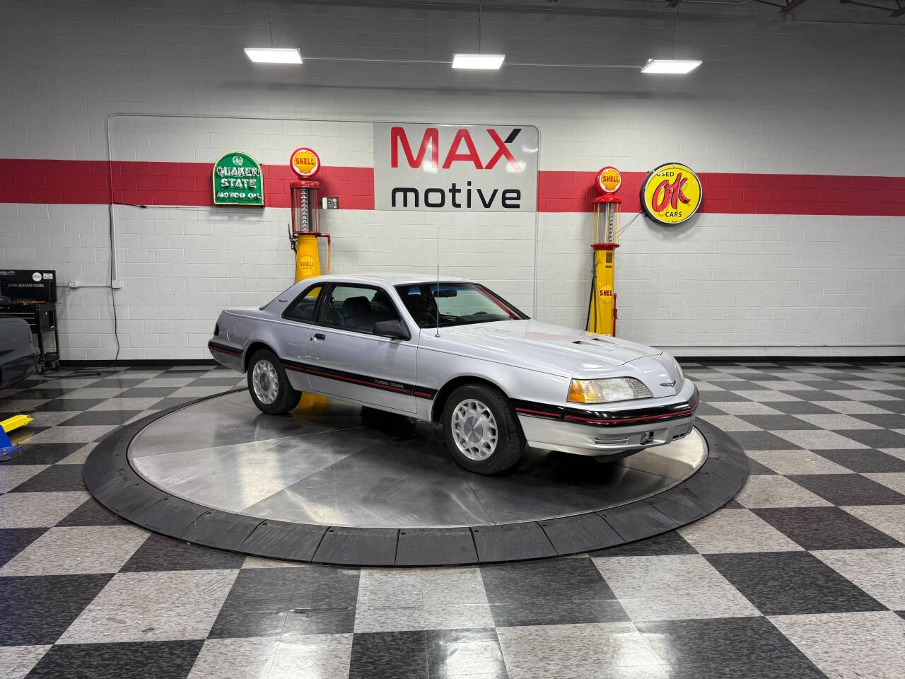 1988 Ford Thunderbird 6